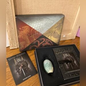 GAME OF THRONES: Complete First Season 1 Blu-Ray Collectors Edition Dragon Egg